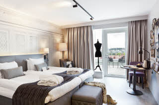 Copyright: : Niklas Andersson Photo, Nedre Matrosgatan 3, lgh 1101, 413 15 Goteborg, 0708-277713, niklasanderssonphoto@gmail.com Scandic Rubinen, superior room